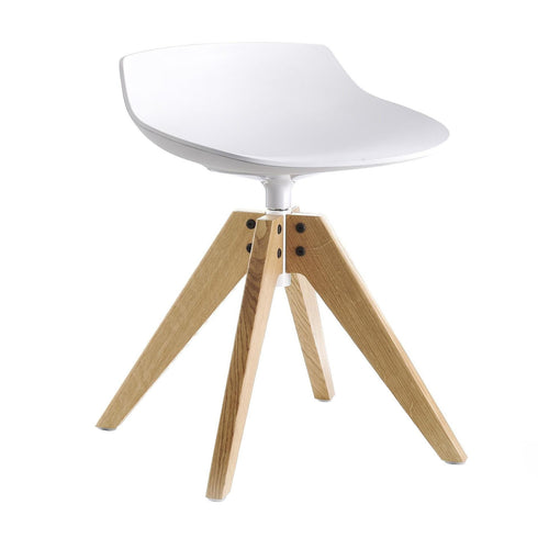 Flow Stool / Frame Oak / 44cm